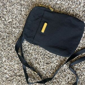 NWOT Baggallini Crossbody